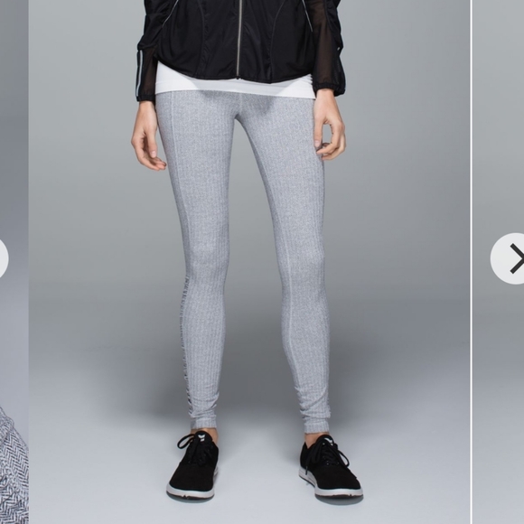 Lululemon run turnaround tight - Picture 3 of 5